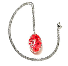 Collar Flores Encapsuladas en Cristal Rojo Y Cadena de Acero Inoxidable Collar Flores Encapsuladas en Cristal Rojo Y Cadena de Acero Inoxidable