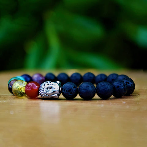 Pulsera de los 7 Chakras con Piedras Semipreciosas Volcanicas y Dije de Buda